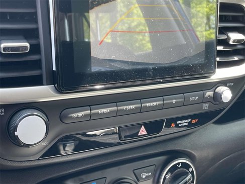 New 2025 Hyundai Venue SE image 25