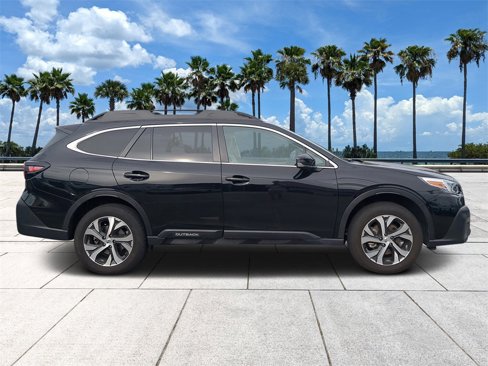 Used 2020 Subaru Outback Limited image 3