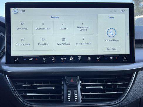 New 2025 Ford Escape SE image 32