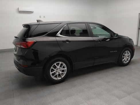 Used 2022 Chevrolet Equinox LT w/ Driver Convenience Package image 10