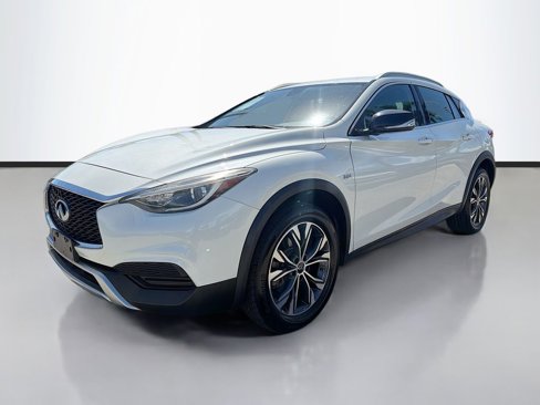 Used 2018 INFINITI QX30 Premium w/ Cargo Package image 4