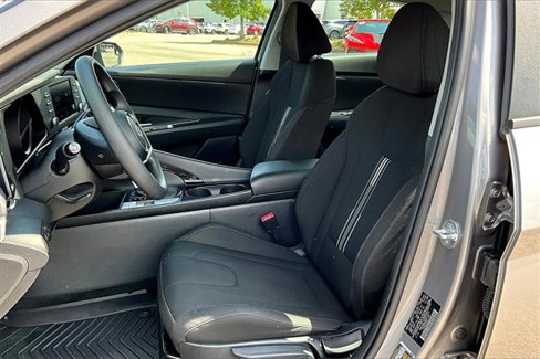 Used 2023 Hyundai Elantra Blue w/ Cargo Package image 26