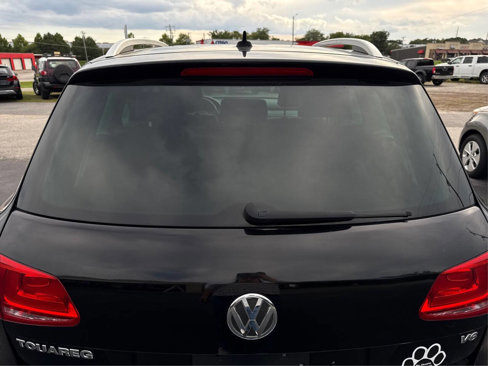 Used 2014 Volkswagen Touareg VR6 image 25