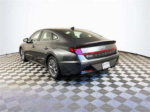 Used 2022 Hyundai Sonata SEL w/ Convenience Package image 3