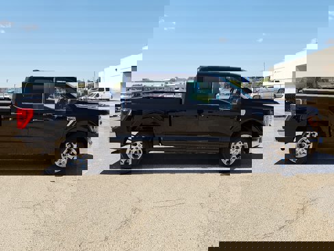 Used 2023 Ford F150 XLT image 5
