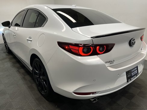 Used 2022 MAZDA MAZDA3 s image 22