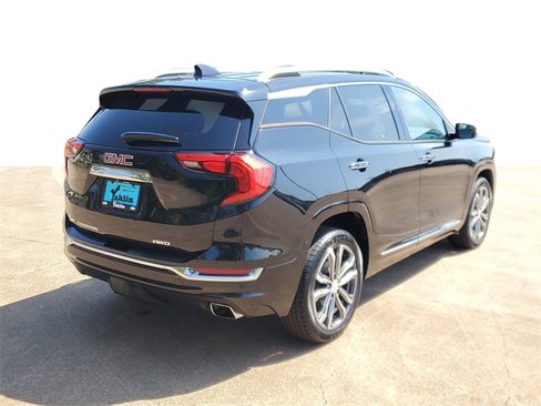 Used 2019 GMC Terrain Denali image 4