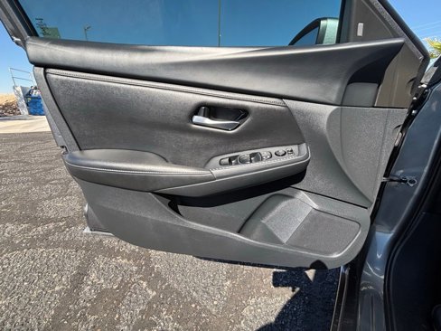Used 2023 Nissan Sentra SV image 22