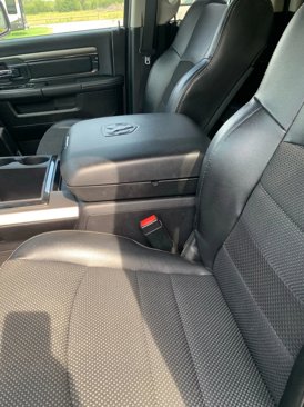 Used 2014 RAM 1500 Sport w/ Remote Start & Security Group image 11