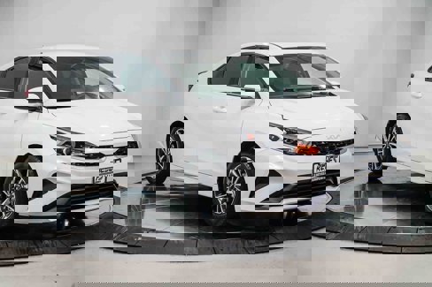 Used 2023 Kia Forte LXS w/ LXS Technology Package image 5