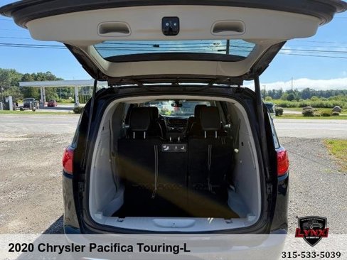 Used 2020 Chrysler Pacifica Touring-L image 40