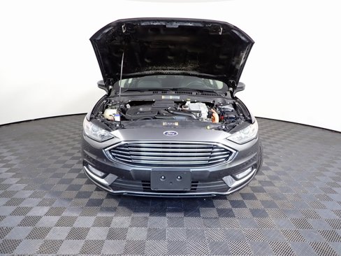 Used 2018 Ford Fusion SE w/ Equipment Group 601A image 8
