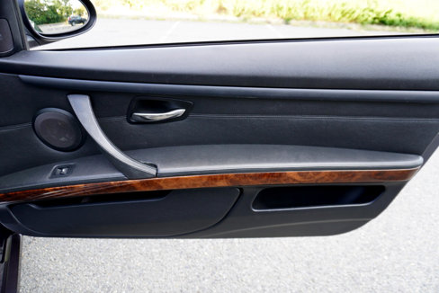 Used 2007 BMW 335i Convertible image 25