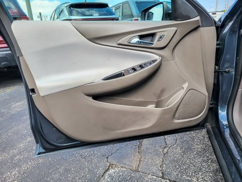 Used 2020 Chevrolet Malibu LT image 15