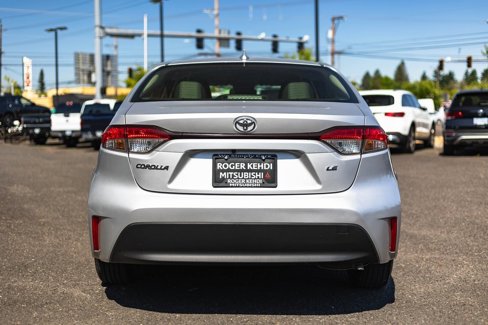 Used 2023 Toyota Corolla LE image 9