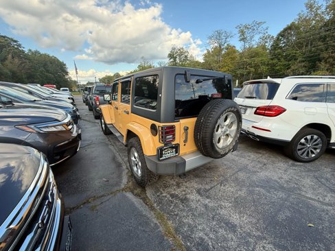 Used 2013 Jeep Wrangler Unlimited Sahara w/ Connectivity Group image 3