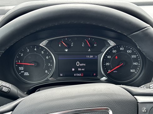 Used 2023 GMC Terrain SLT image 29