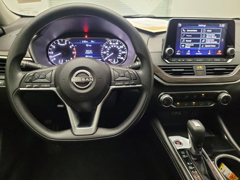 Used 2023 Nissan Altima 2.5 SV image 22