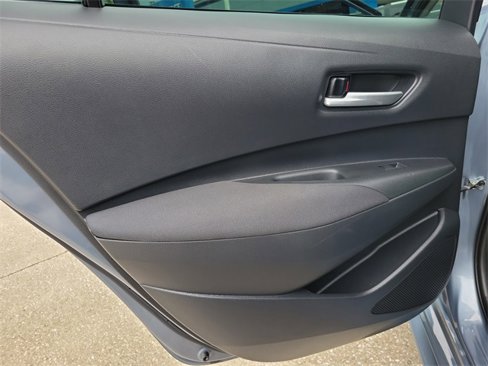 Used 2020 Toyota Corolla LE image 14