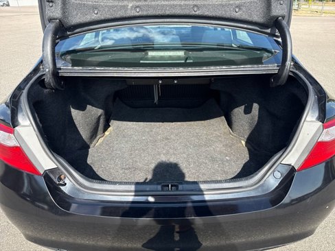 Used 2016 Toyota Camry LE image 24