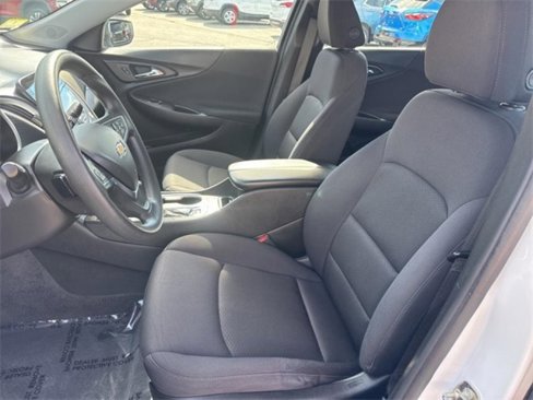 Used 2022 Chevrolet Malibu LT image 17