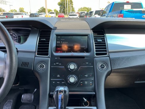 Used 2018 Ford Taurus SEL w/ Equipment Group 201A image 18