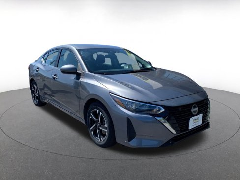 Used 2024 Nissan Sentra SV image 1