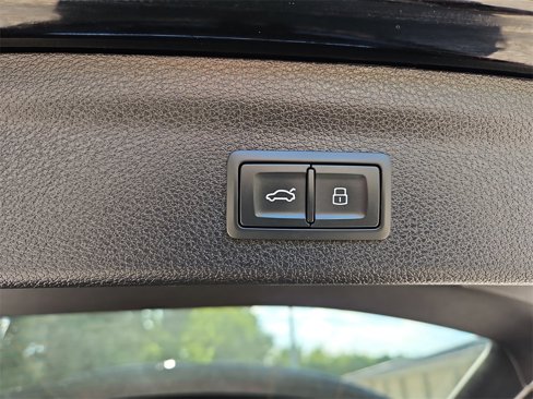 Certified 2022 Audi Q3 2.0T Premium Plus image 25