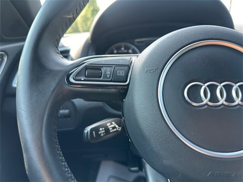 Used 2018 Audi Q3 2.0T Premium w/ Convenience Package image 15