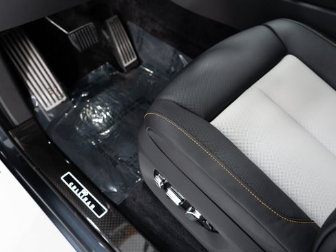 New 2025 Rolls-Royce Cullinan Black Badge image 13