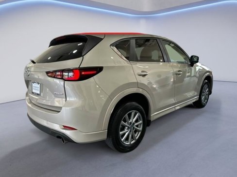 Used 2024 MAZDA CX-5 AWD 2.5 S w/ Select Package image 5