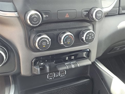 Used 2021 RAM 1500 Big Horn image 19