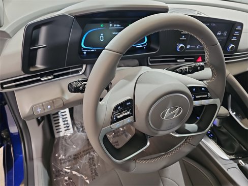 New 2025 Hyundai Elantra Sport image 15