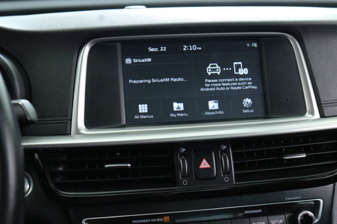 Used 2019 Kia Optima S w/ S Panoramic Sunroof Package image 17