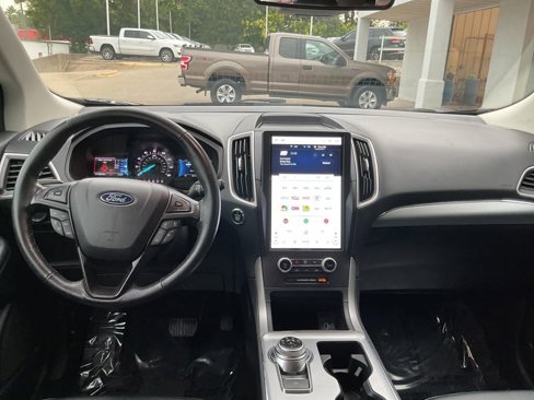Used 2022 Ford Edge SEL image 12