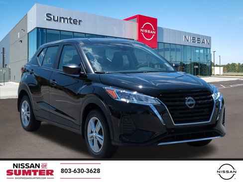 New 2025 Nissan Kicks Play S image 1