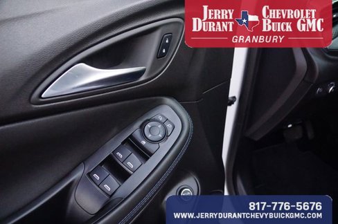 Used 2025 Buick Encore GX Sport Touring w/ Advanced Technology Package image 15