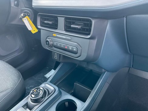 New 2025 Ford Maverick XL image 64