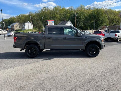 Used 2018 Ford F150 XLT w/ Equipment Group 302A Luxury image 9