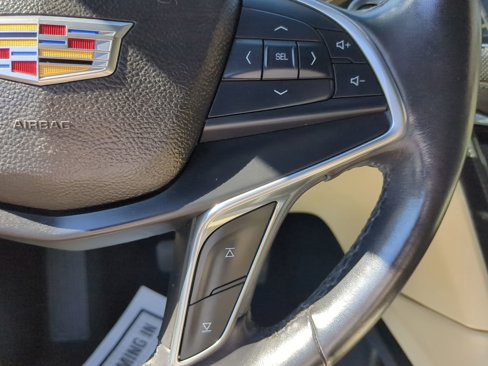 Used 2017 Cadillac XT5 Luxury w/ Driver Awareness Package image 58