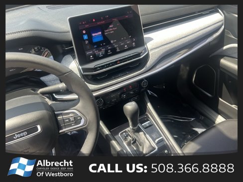 Certified 2023 Jeep Compass Latitude w/ Convenience Group image 28