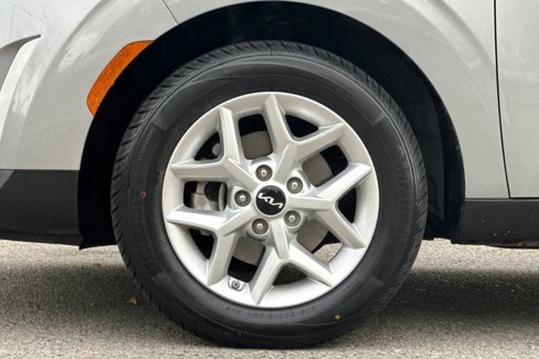 Used 2024 Kia Soul LX w/ Option Group 015 image 29