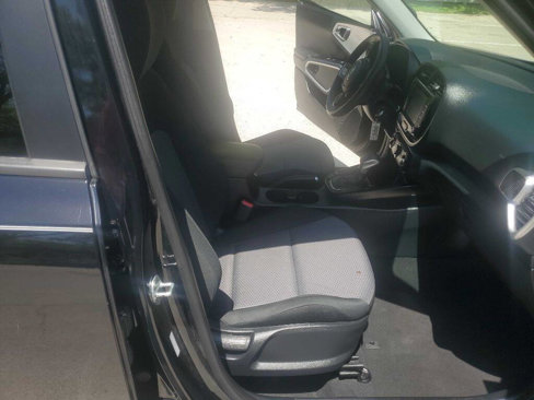 Used 2021 Kia Soul LX image 25