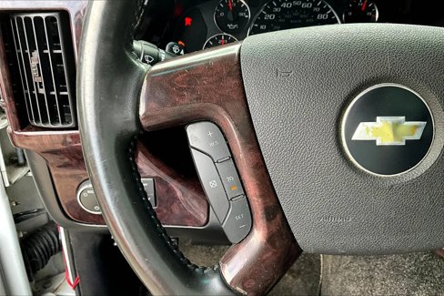 Used 2010 Chevrolet Express 1500 AWD w/ Preferred Equipment Group image 17