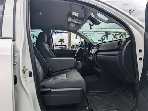 Used 2018 Toyota Tundra SR image 16