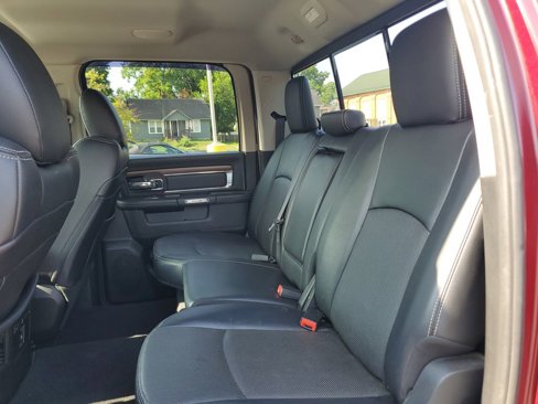 Used 2017 RAM 1500 Laramie w/ Convenience Group image 9