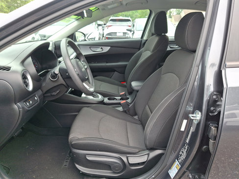 Used 2023 Kia Forte LXS w/ LXS Technology Package image 13