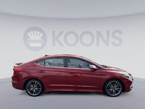 Used 2017 Hyundai Elantra Sport image 8