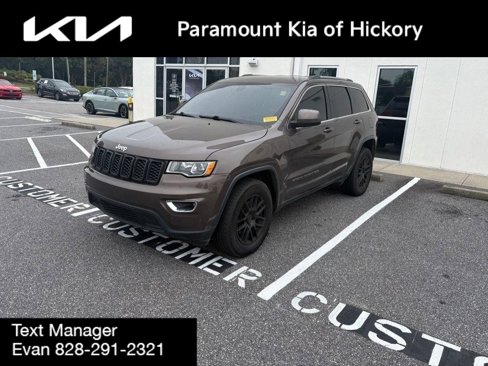 Used 2017 Jeep Grand Cherokee Laredo w/ Quick Order Package 23E image 1