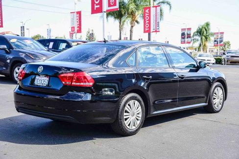 Used 2014 Volkswagen Passat 1.8T S image 7